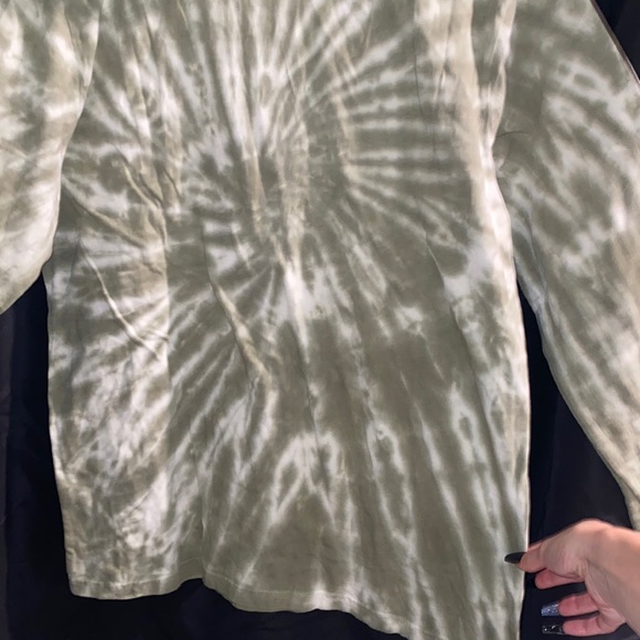 Across the pond tie dye green & white Hooded shirt | retro | mens tops - Picture 10 of 10